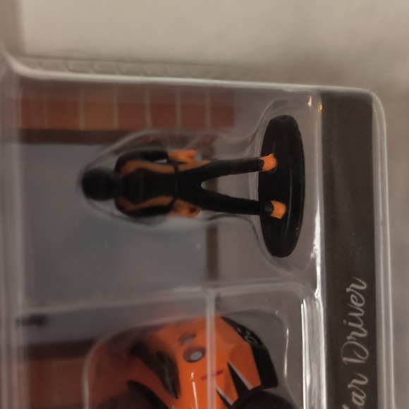 D7 GREENLIGHT 2011 NISSAN GTR HOBBY SHOP - Picture 3 of 3